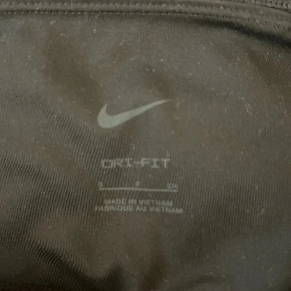 Women’s Nike Dri-Fit black athletic leggings, 22”, Size Small
